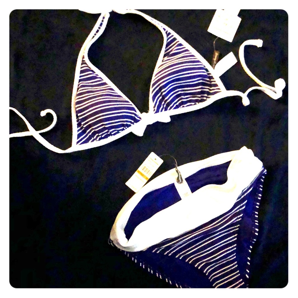 Tommy bahama bikini. never warn. tags attached.